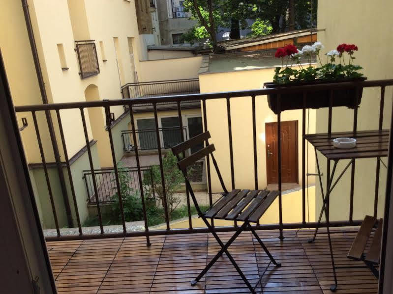 Hotel Mira Inn Πράγα Εξωτερικό φωτογραφία